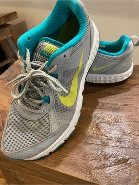 Nike Wild Trail - Grey, Teal & Lime Training Sneakers